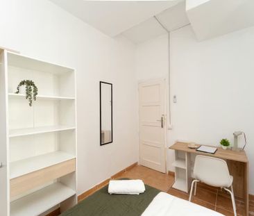 Calle de Evaristo San Miguel, Madrid, Community of Madrid 28008 - Photo 4