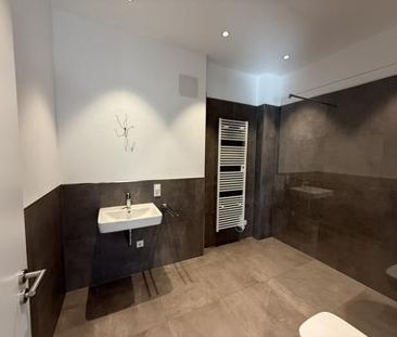 Neuwertige Wohnung mit exklusiver Ausstattung, Balkon & Fahrstuhl, ... - Photo 1