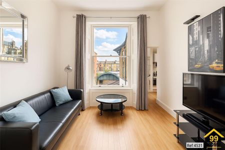 2 bed Flat in Ladbroke Cr , Notting Hill, W11 1PS - Photo 2