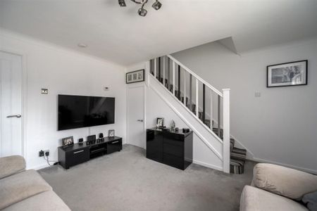 2 Bed Terraced House, Manor Hall Mews, CV3 - Photo 3