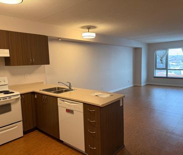 For Lease - 10415 Yonge Street Unit# 419, Richmond Hill, Ontario - Photo 5