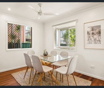 Relaxed Coastal Living with Space & Convenience in Clontarf - Photo 3