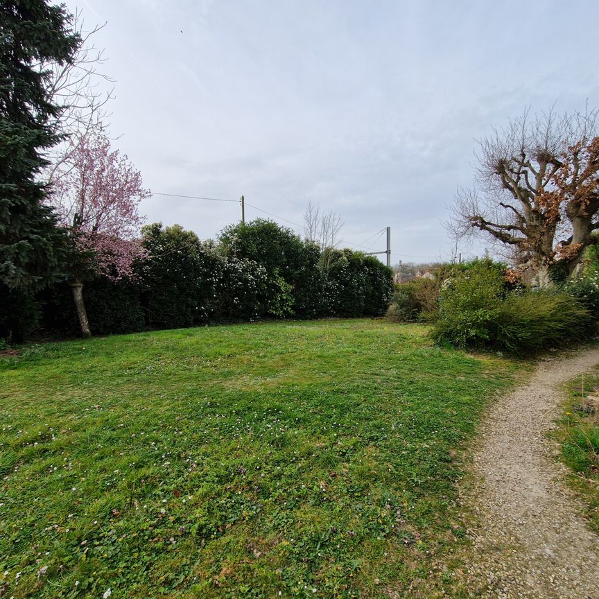 Location Appartement 2 pièces 44m² CHAMARANDE 91730 - Photo 1
