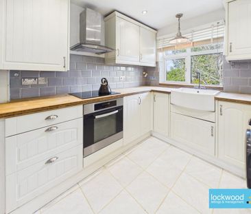 2 bedroom maisonette to rent - Photo 3