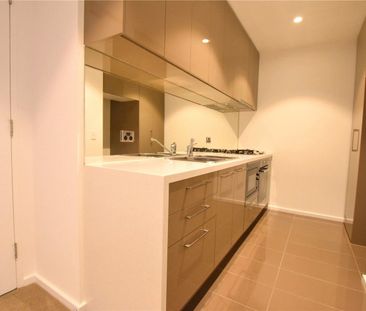 Bright 1 bedroom apartment in state of the art building! - Photo 5