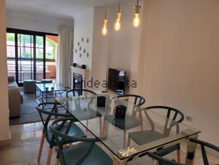 Alquiler de piso en Calle Campo de Luna s/n - Photo 4