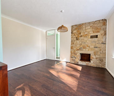The Combe, Eastbourne, BN20 9DB - Photo 4