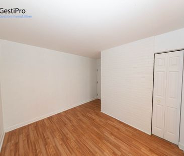 1315 Garnier - Photo 3
