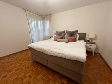 Morderne 5½-Zimmerwohnung in einem ruhigen Quartier - Foto 5