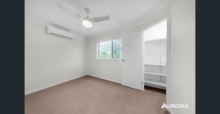 MODERN STAND ALONE TOWNHOUSE IN PRIME LOCATION! - Photo 4