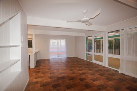 Emerald Beach, 53 Fishermans Drive - Photo 3