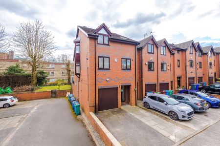 3 Bed End Terrace, Grosvenor House Mews, M8 - Photo 5