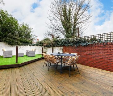 Lawrence Grove, Clontarf, Dublin 3, D03 EF62 - Photo 2