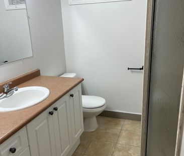 For Lease - 19 Budea. Lower Unit Crescent, Toronto, Ontario - Photo 3