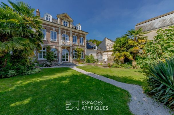 Villa de Maître du 19 ème siècle en bord de Seine - Photo 1