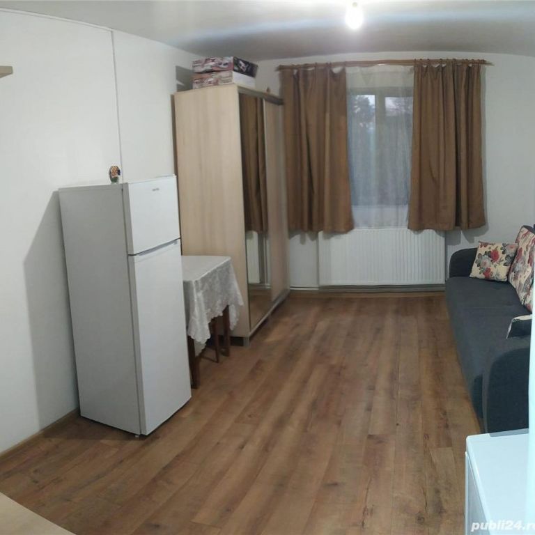 Inchiriere camera zona Medicina 18 mp - Fotografie 1