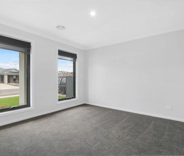 28 Canterbury Road - Photo 2