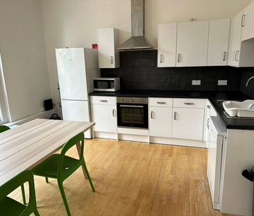 Student Properties to Let - Photo 3