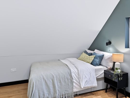 Studio Flat, Stoke Newington High St, N16 - Photo 1