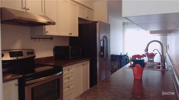 For Lease - 12 Westcliffe Crescent, Richmond Hill, Ontario - Photo 1