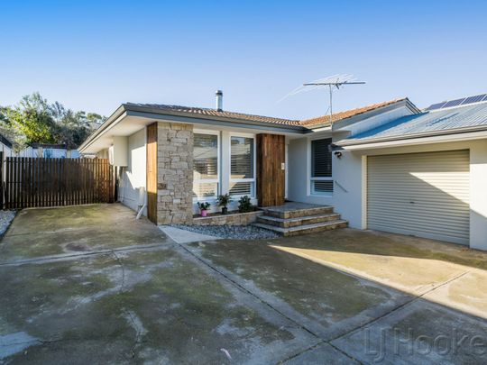 Renovated Beautiful Family Home - Photo 1