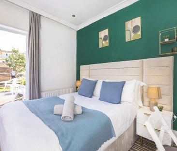 3 bedroom flat share to rent - Photo 4