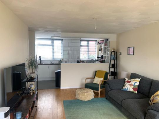 4 bedroom House To Let - Photo 1