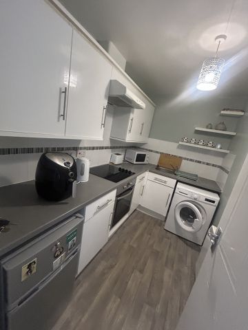 1 Bed Flat, Eversley Street, G32 - Photo 3