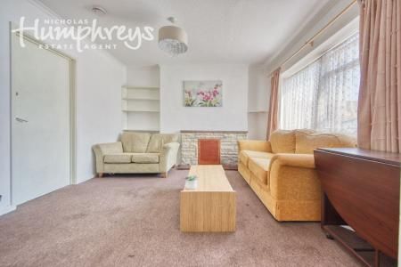 5 Bed Student Home - 17 Mead Way - Photo 4