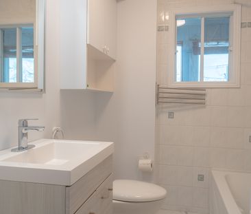 6 ½ (4 CHAMBRES) - À QUELQUES MINUTES DE MARCHE DU MÉTRO DU COLLÈGE... - Photo 6