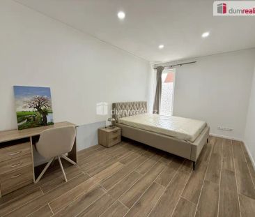 Pronájem prostorného bytu 3+kk se zahradou a balkonem, 98 m, Velké ... - Photo 5