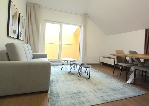 1 bedroom flat for rent in the city centre of Aveiro overlooking the Avenue!