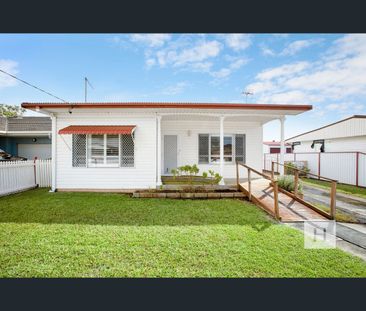 13 Kalulah Ave, Gorokan, NSW 2263 - Photo 6