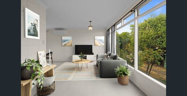 Neat and tidy in Claremont - Photo 1