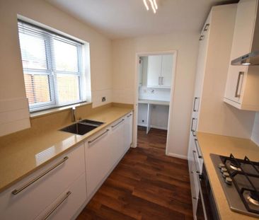 3 bedroom detached house to rent - Photo 5