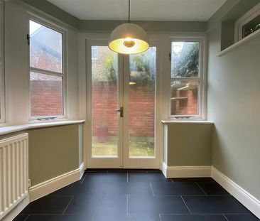 2 bedroom townhouse to rent - Photo 1