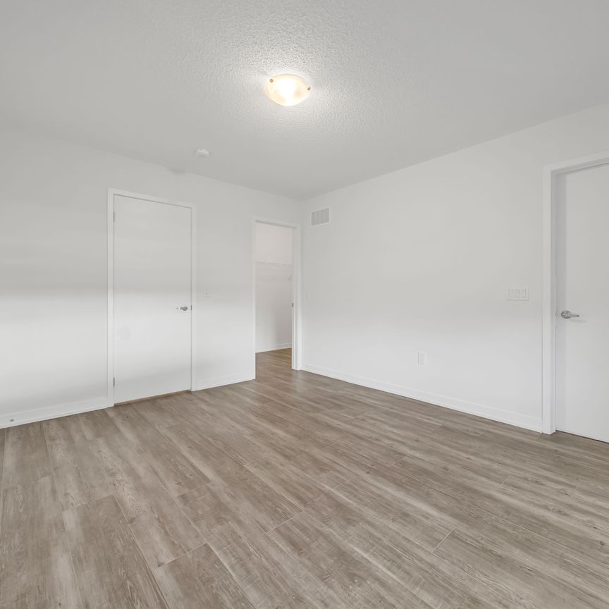 For Lease - 170 Attwater Drive Unit# 30, Cambridge, Ontario - Photo 1