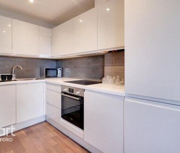 1 bedroom flat to rent - Photo 6