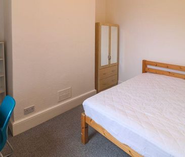 5 bedroom terraced house to rent - Photo 3