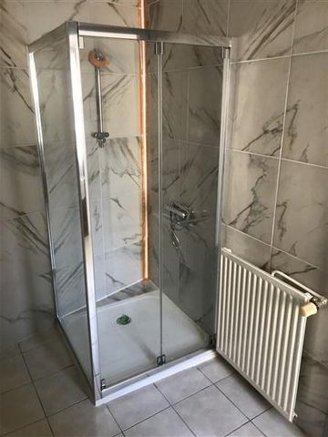 Location Maison 2 pièces 65m² MONISTROL SUR LOIRE 43120 - Photo 2