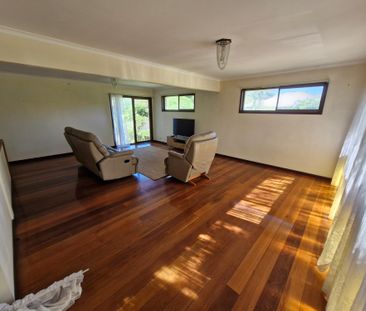 Wavell Heights - Photo 1