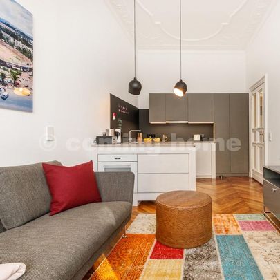 A Modernist Escape - Photo 1