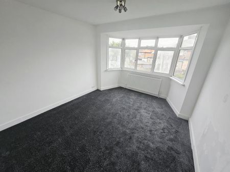 4 bedroom detached house to rent - Photo 4