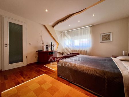 Casă 8 camere, prima inchiriere, 2 garaje, in Braytim - Fotografie 3