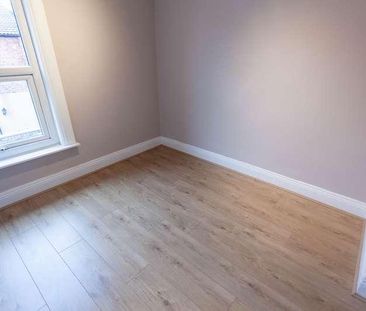 Willoughby Road, L22 - Photo 5