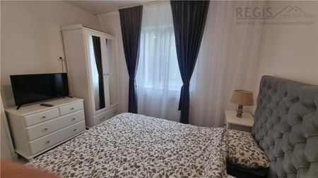 Apartament de 3 camere zona Centrul Civic - Fotografie 4