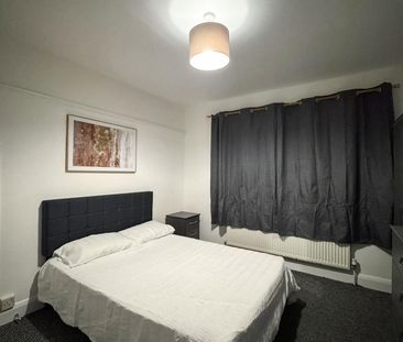 Room in a Shared House, Avenue Road, SW16 - Photo 1