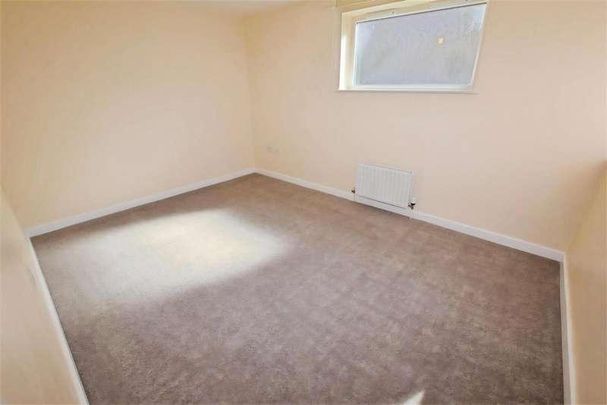 Holden Road, North Finchley, N12 - Photo 1