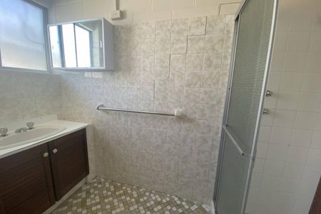 CLOSE TO TOWN - Photo 3