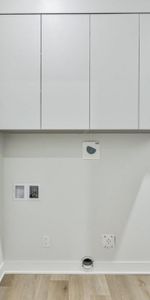 Bel appartement 5 1/2 dernier étage lumineux avec matériaux de qualités à 2 minutes à pieds de la plage Major - Photo 4